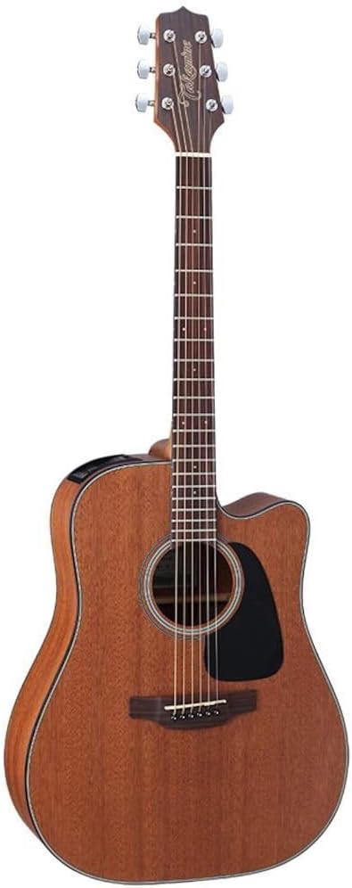Violão eletroacústico Takamine modelo GD11MCE, acabamento em mogno fosco, corpo com corte cutaway para facilitar o acesso às notas mais altas.