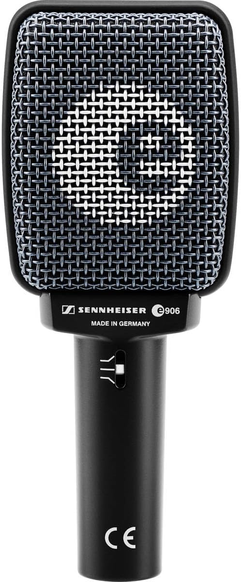 Microfone Sennheiser E906 com controle deslizante para ajuste tonal e corpo preto robusto