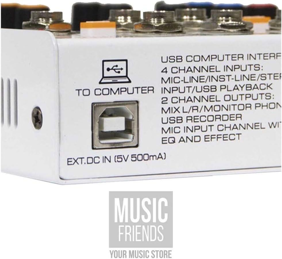 Imagem lateral da mesa de som Lexsen REC4 USB mostrando a porta USB para conexão com computador e texto com especificações técnicas.