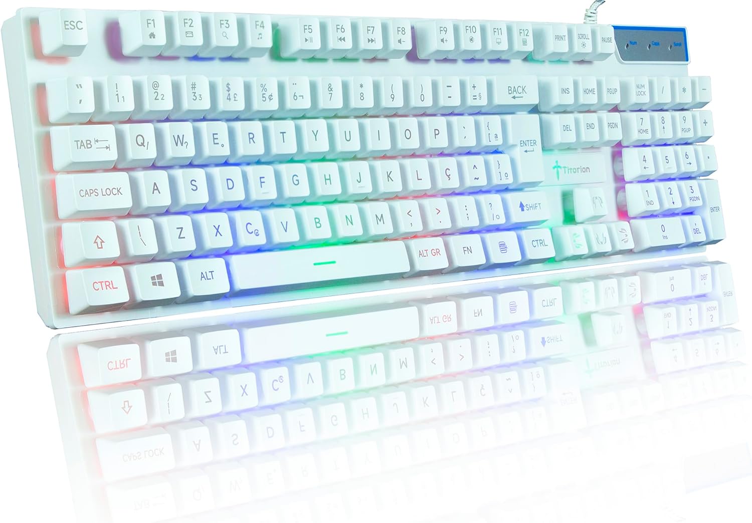 Teclado gamer semi mecânico Titorion TE001 nas cores branco e preto, com iluminação RGB em padrão arco-íris (Rainbow). Possui layout ABNT2 com tecla Ç, cabo USB de 1,5 metros para conexão, anti-ghost,