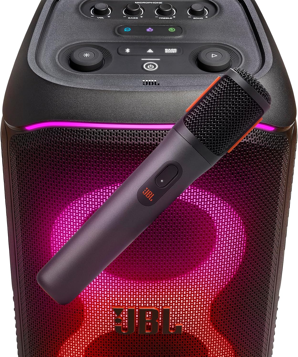 Microfone sem fio JBL PartyBox em uso com caixa de som e controles de volume e efeitos