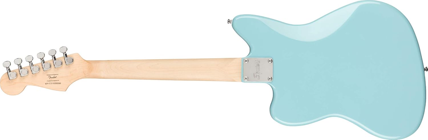 Vista traseira da guitarra elétrica Squier Mini Jazzmaster HH azul claro brilhante.